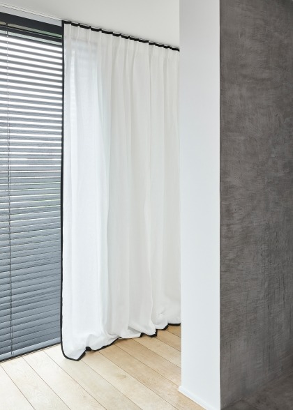 Niichehome-interieur-design-raamdecoratie-gordijnafwerking-satin-hoogwaardig-uniek-french-grosgrain-ribbons